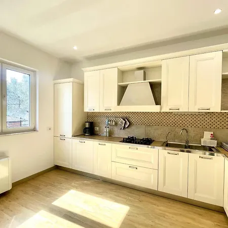 Villa Edmond Tirana